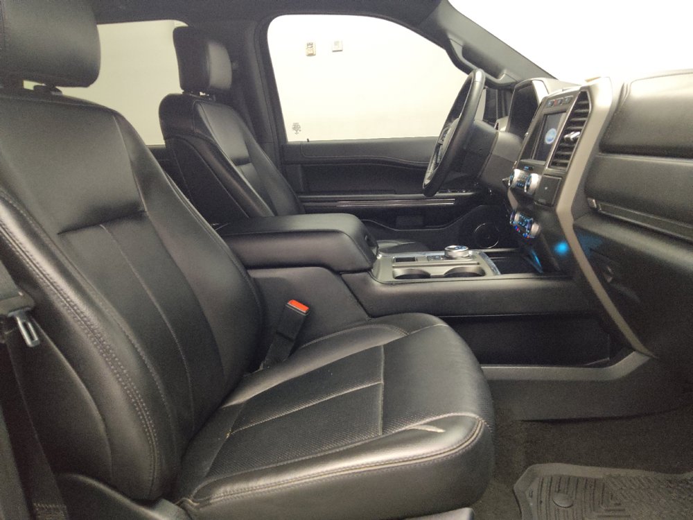 Used 2020 Ford Expedition XLT w/ Equipment Group 202A RWD image 21