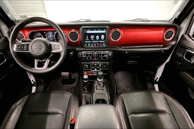 Used 2023 Jeep Gladiator Rubicon w/ LED Lighting Group AWD/4WD image 17