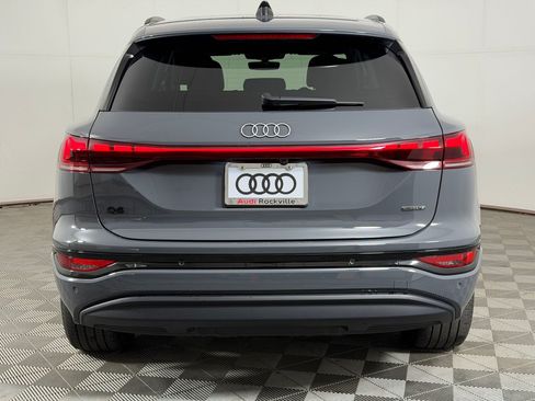 Used 2025 Audi Q6 e-tron Premium w/ Convenience Package AWD/4WD image 10