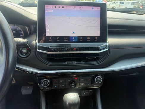 Used 2022 Jeep Compass Trailhawk w/ Trailhawk Elite Group image 18