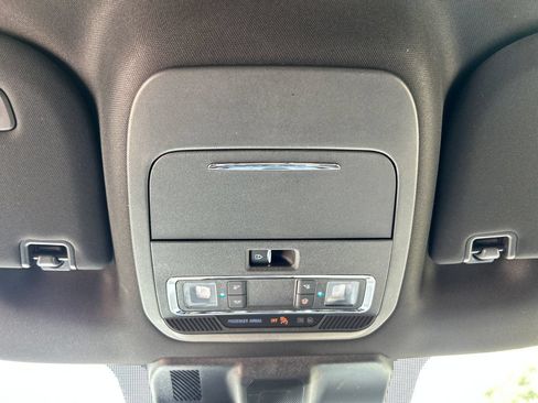 Used 2025 Ford F150 Lariat w/ Equipment Group 501A Mid AWD/4WD image 18