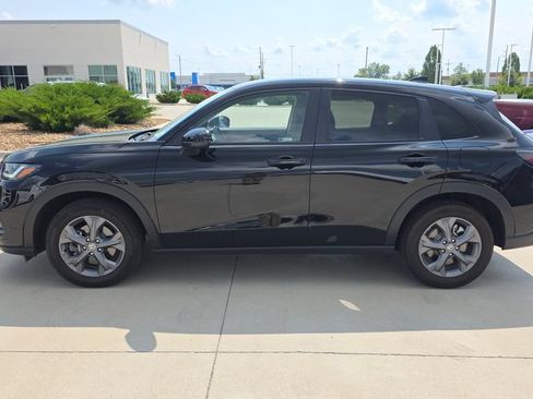 Used 2026 Honda HR-V LX image 2