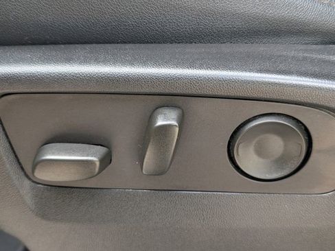 Used 2023 Chevrolet Tahoe High Country image 10