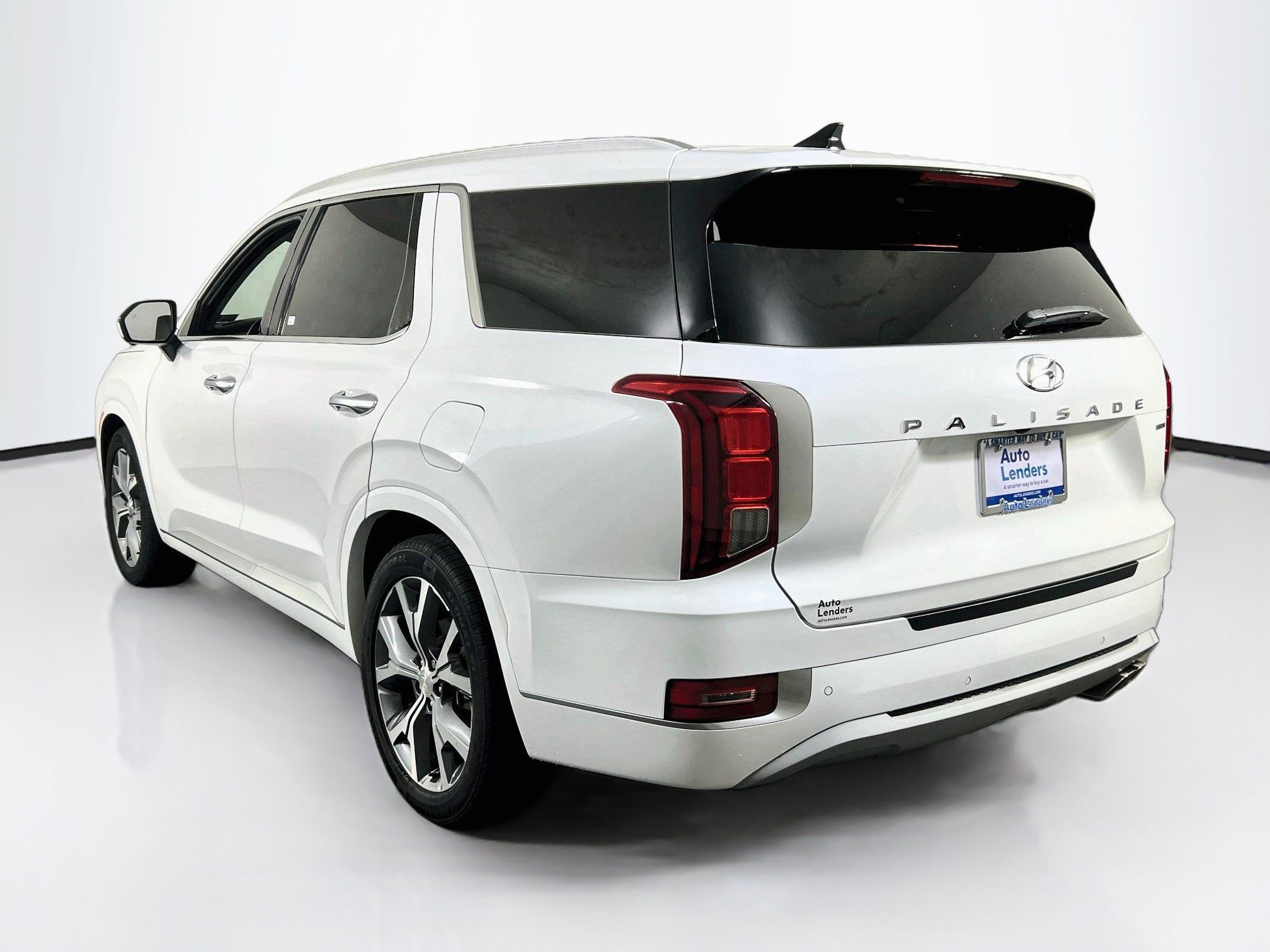 Used 2022 Hyundai Palisade Limited w/ Cargo Package AWD/4WD image 7