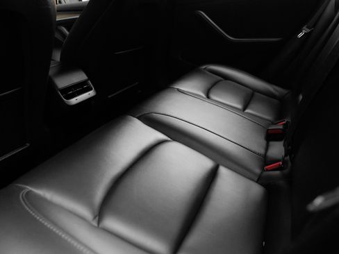 Used 2021 Tesla Model 3 Standard Range Plus RWD image 23