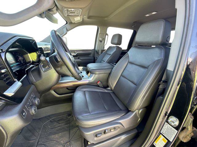 Used 2026 Chevrolet Silverado 3500 LT w/ Leather Package AWD/4WD image 13