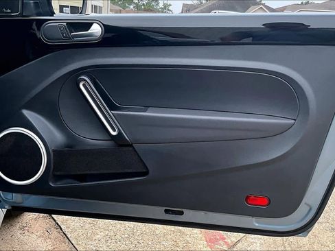 Used 2019 Volkswagen Beetle 2.0T Final Edition SEL image 19