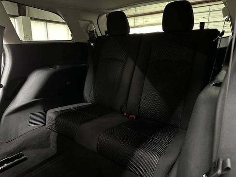 Used 2019 Dodge Journey SE w/ Premium Group FWD image 14