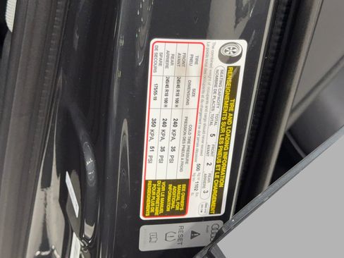 Used 2018 Audi A4 2.0T allroad Premium w/ Convenience Package image 49