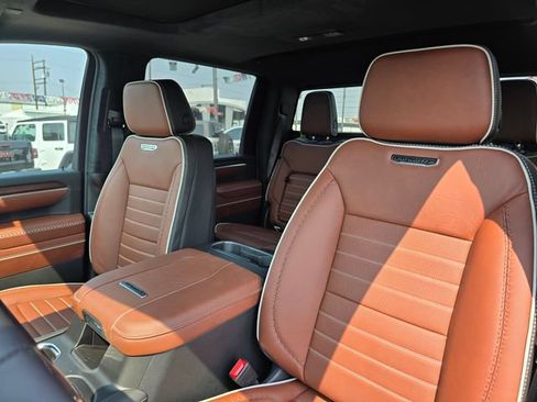 New 2026 GMC Sierra 2500 Denali Ultimate AWD/4WD image 23