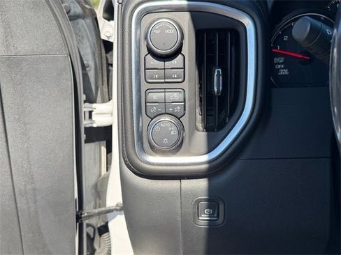 Used 2020 Chevrolet Silverado 1500 RST w/ All-Star Edition image 17