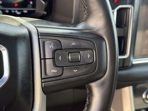 Used 2024 GMC Yukon Denali RWD image 37