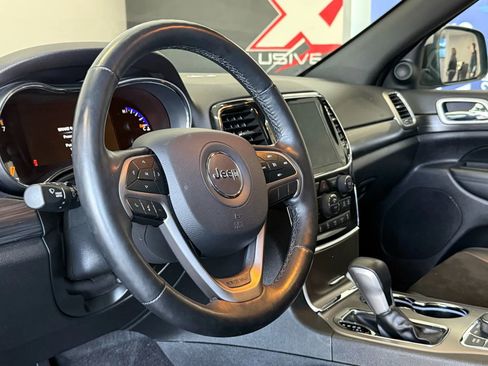 Used 2021 Jeep Grand Cherokee Altitude image 8