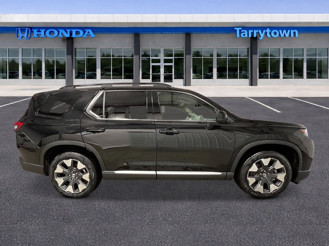 New 2026 Honda Pilot Touring image 8