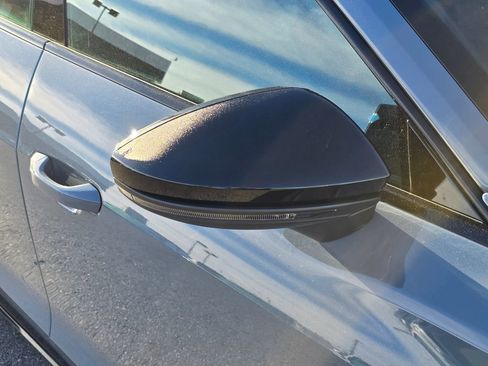 Used 2024 Audi e-tron GT Premium Plus image 28