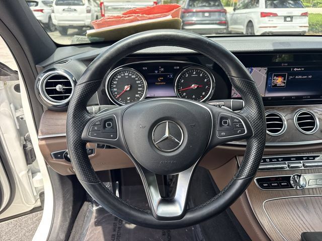 Used 2018 Mercedes-Benz E 300 4MATIC image 14