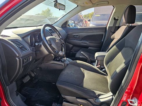 Used 2016 Mitsubishi Outlander Sport ES FWD image 8