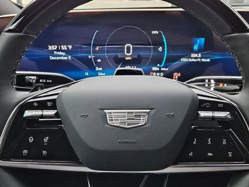 New 2026 Cadillac Lyriq Luxury image 17