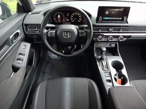 Used 2023 Honda Civic Sport image 11