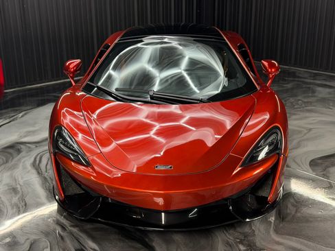 Used 2018 McLaren 570S RWD image 4