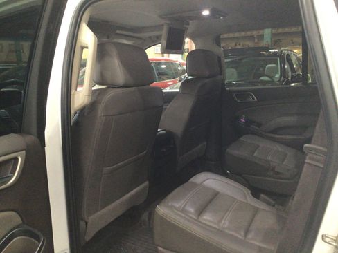 Used 2019 GMC Yukon Denali w/ Denali Ultimate Package AWD/4WD image 2