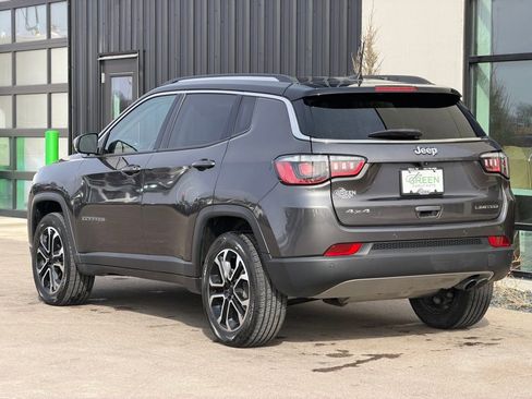 Used 2022 Jeep Compass Limited w/ Sun and Sound Group image 3