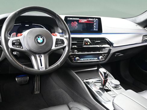 Used 2020 BMW M5 w/ Executive Package image 24