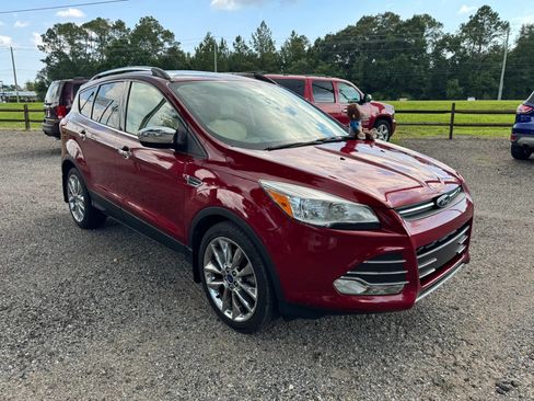 Used 2014 Ford Escape SE w/ SE Chrome Package FWD image 10
