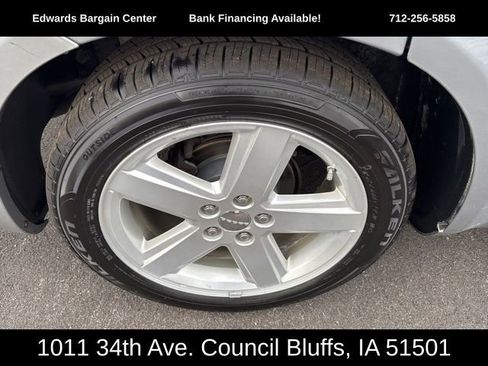 Used 2013 Dodge Avenger SXT image 9