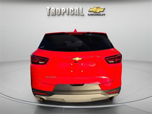 Used 2023 Chevrolet Blazer LT image 4