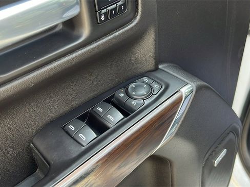 Used 2020 GMC Sierra 1500 SLT w/ SLT Premium Plus Package image 11