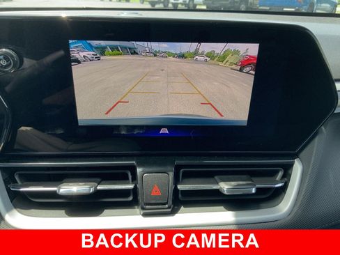 Used 2025 Chevrolet TrailBlazer LT FWD image 39