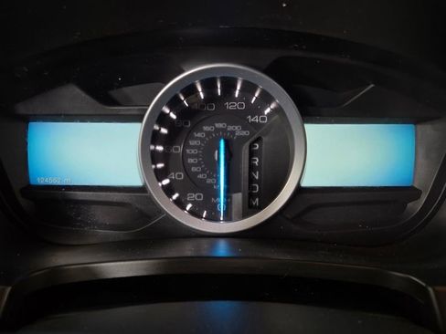 Used 2015 Ford Explorer XLT w/ Equipment Group 201B image 22