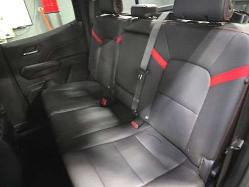 Used 2023 Chevrolet Colorado Z71 w/ Z71 Convenience Package 2 image 13