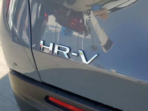 Certified 2025 Honda HR-V Sport image 9