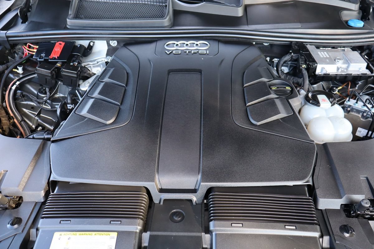 Used 2019 Audi Q7 3.0T Prestige w/ Prestige Package AWD/4WD image 43