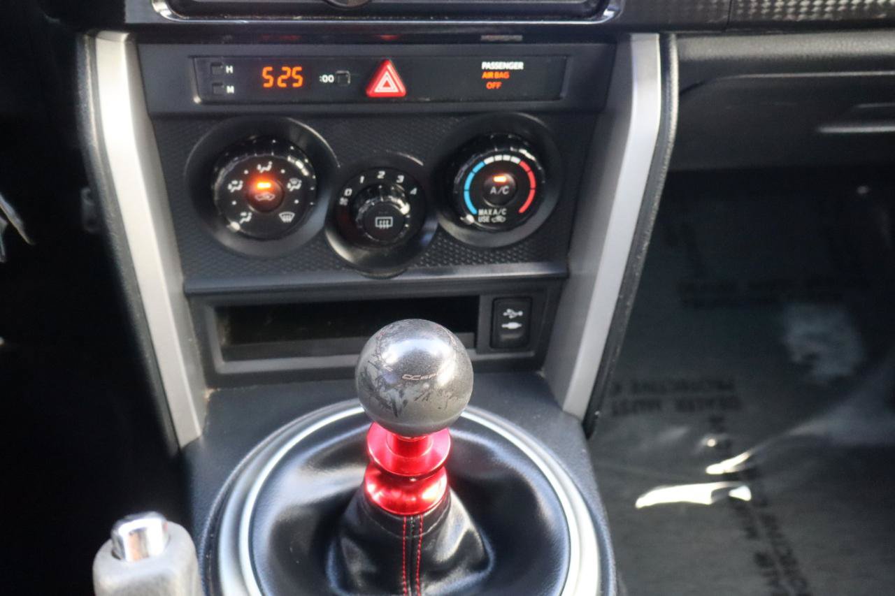 Used 2013 Scion FR-S RWD image 22