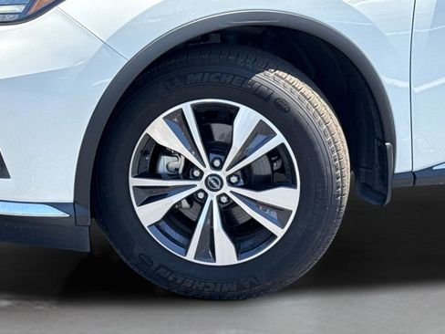 Certified 2024 Nissan Murano SV FWD image 46