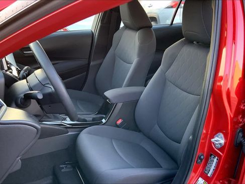Used 2020 Toyota Corolla LE FWD image 8