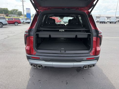 New 2026 Chevrolet Traverse Z71 w/ Enhanced Driving Package AWD/4WD image 5