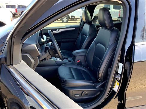 Certified 2025 Ford Escape Platinum image 7