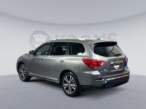 Used 2018 Nissan Pathfinder Platinum image 4