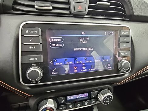 Used 2021 Nissan Versa SR w/ Convenience Package image 14