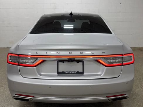 Used 2019 Lincoln Continental Reserve image 4