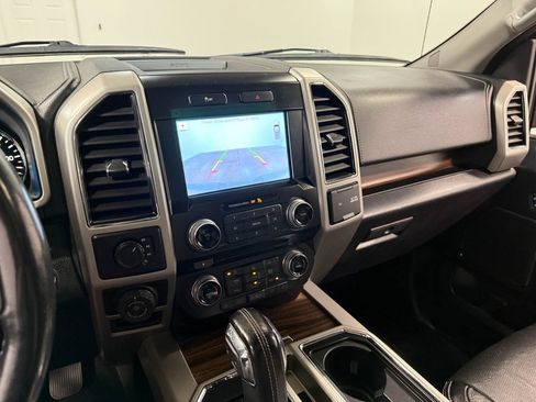 Used 2017 Ford F150 Lariat w/ Equipment Group 502A Luxury AWD/4WD image 82