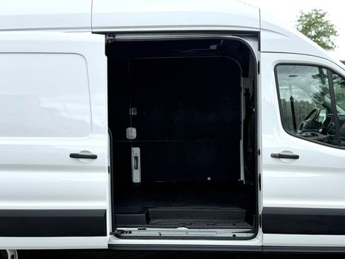 Used 2023 Ford Transit 250 148 High Roof w/ Load Area Protection Package RWD image 32