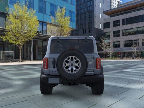 New 2025 Ford Bronco Badlands image 5