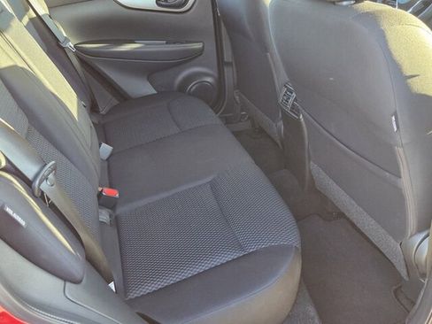 Used 2021 Nissan Rogue Sport S image 12