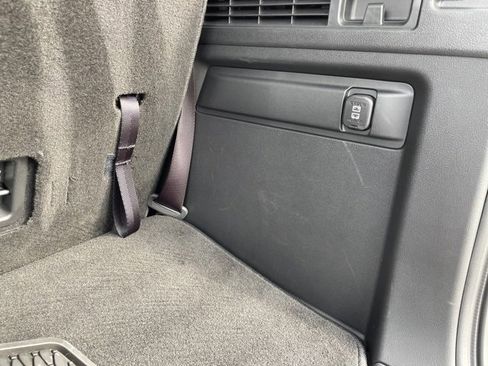 Used 2025 MAZDA CX-90 3.3 Turbo w/ Preferred Package image 34