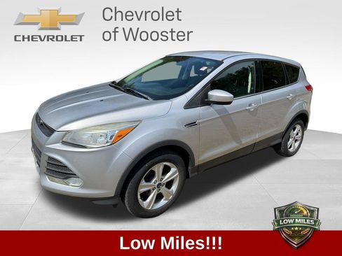 Used 2016 Ford Escape SE FWD image 1